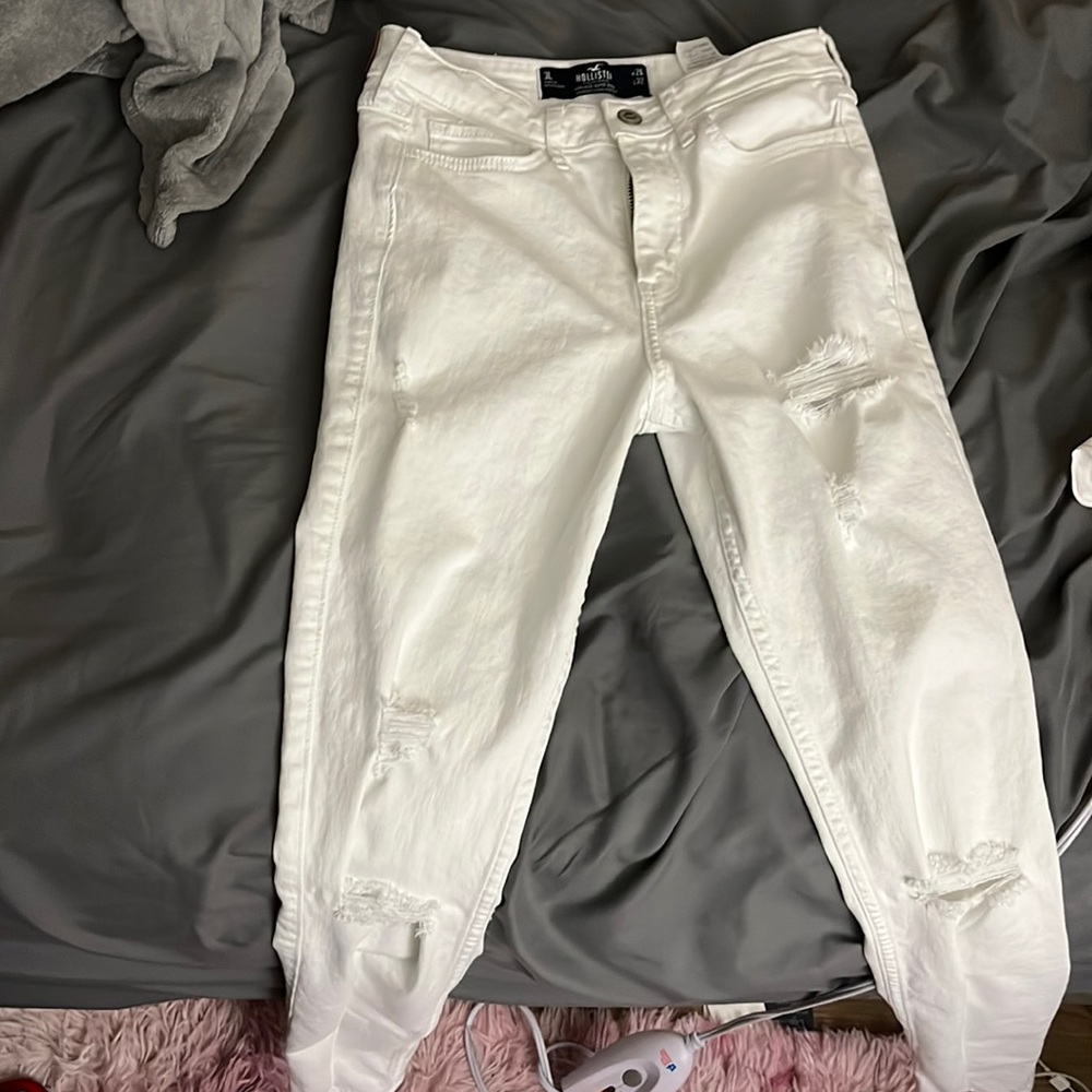 White hollister skinny jeans